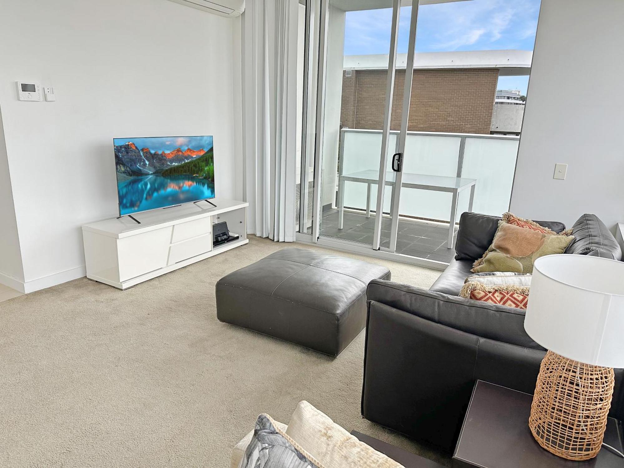 Apartment G901s - Bright Zetland Escape With Views