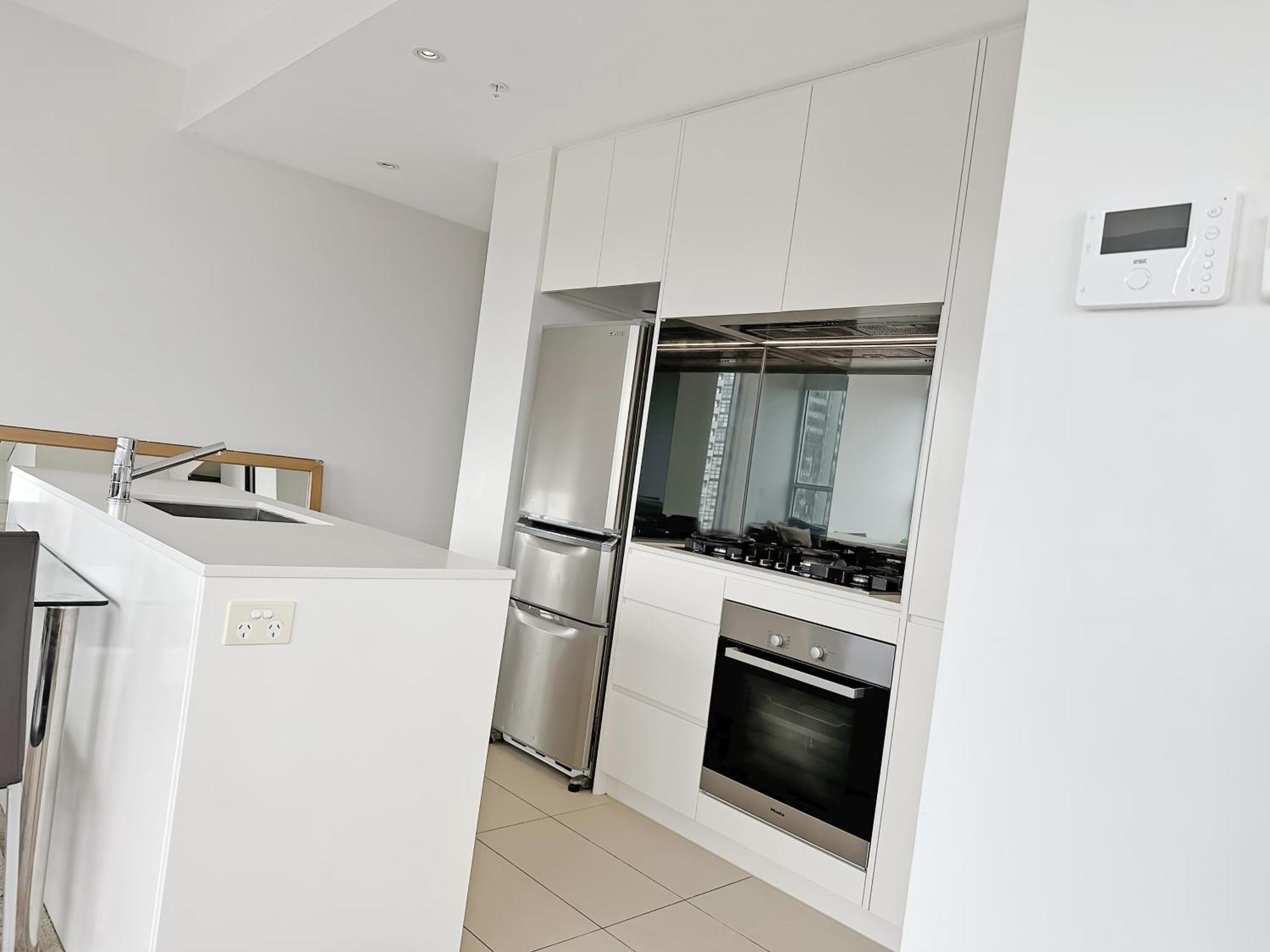 G901s - Bright Zetland Escape With Views